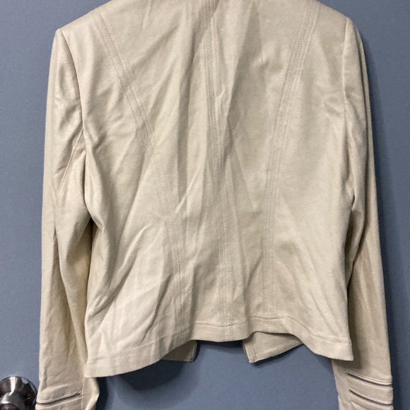 CHARLIE B Women's Cream Faux Leather Jacket - Picture 5 of 7